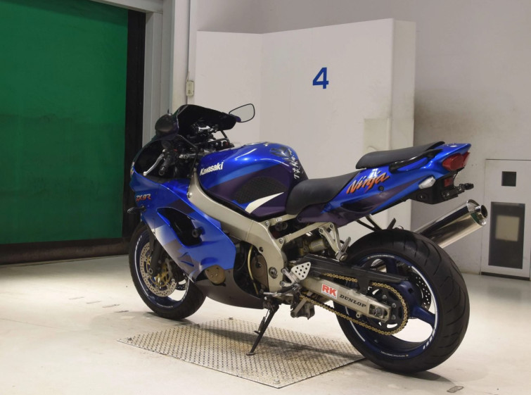 Мотоцикл Kawasaki NINJA ZX-9R
