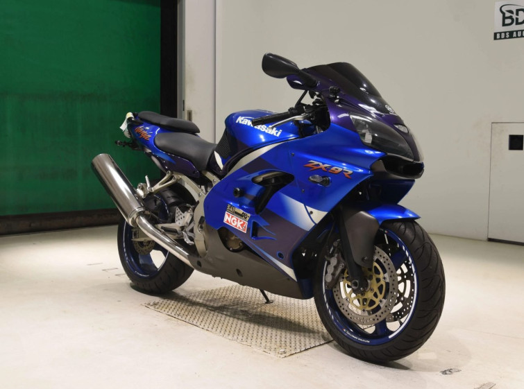 Мотоцикл Kawasaki NINJA ZX-9R