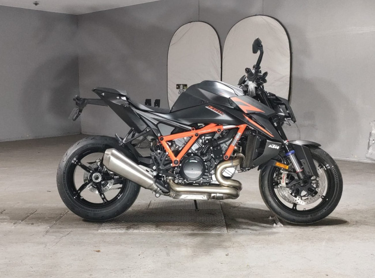 Мотоцикл KTM 1390 SUPER DUKE R EVO