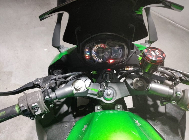 Мотоцикл Kawasaki NINJA1000 с пробегом 99692 km