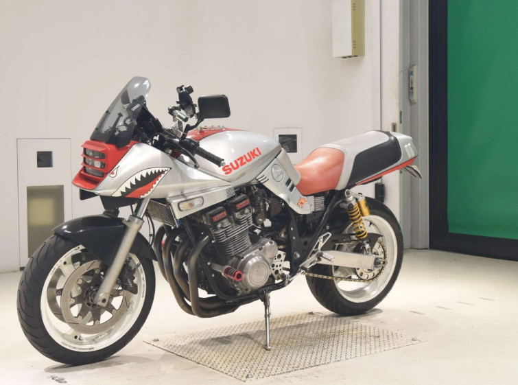 Мотоцикл Suzuki GSX1100S KATANA с пробегом 6120 m