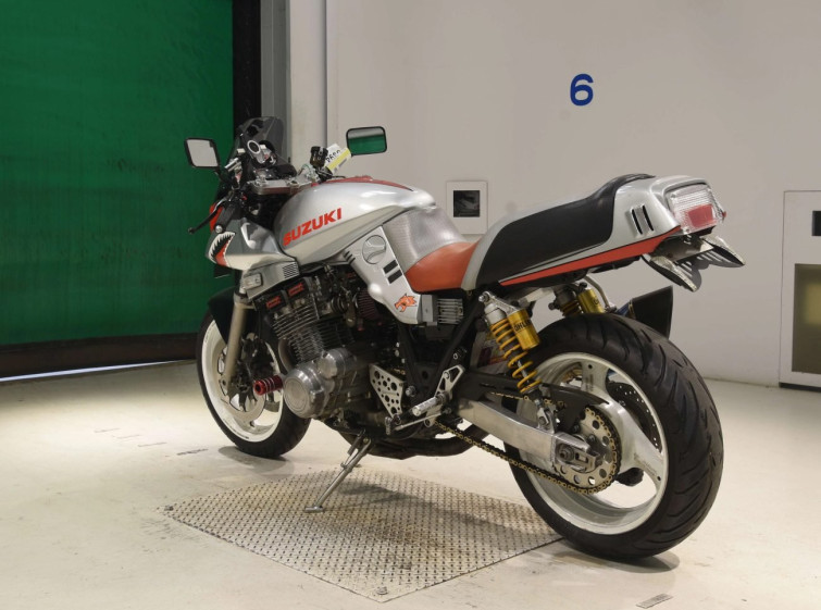 Мотоцикл Suzuki GSX1100S KATANA с пробегом 6120 m
