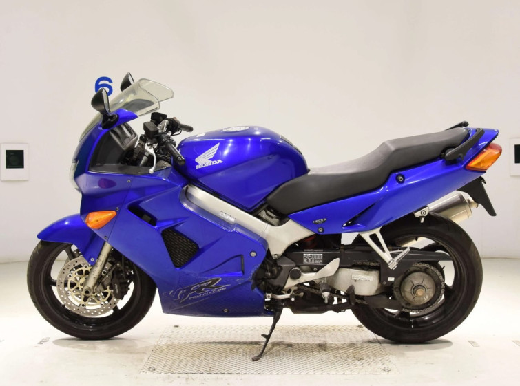 Мотоцикл Honda VFR800F с пробегом 21816 km