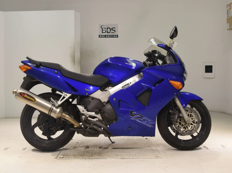 Мотоцикл Honda VFR800F с пробегом 21816 km