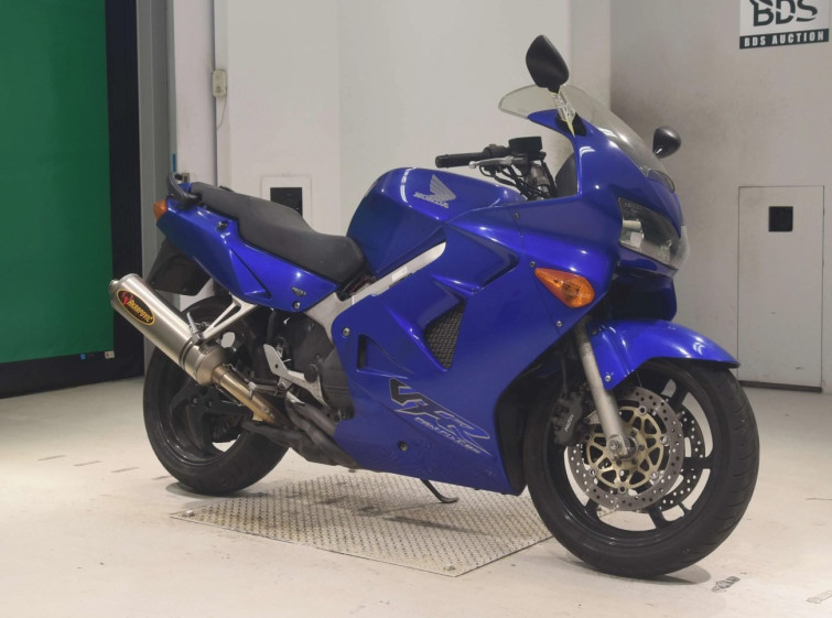 Мотоцикл Honda VFR800F с пробегом 21816 km