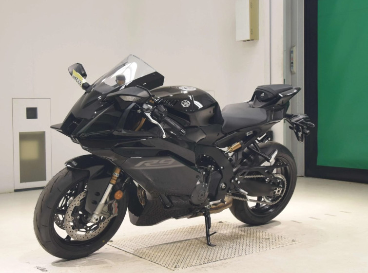 Мотоцикл Yamaha YZF-R9 з пробігом 4 km