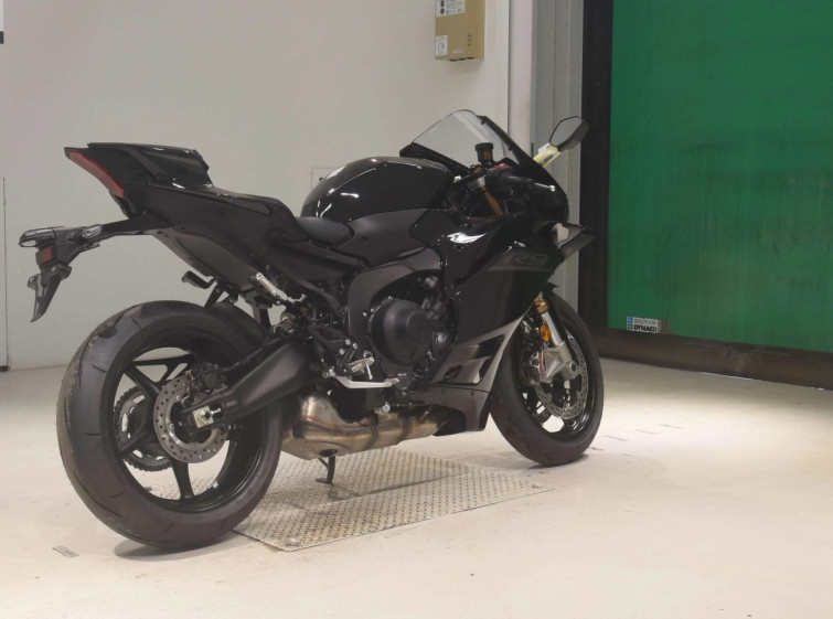 Мотоцикл Yamaha YZF-R9 з пробігом 4 km