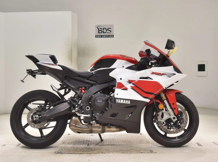 Мотоцикл Yamaha YZF-R9 з пробігом 2076 km