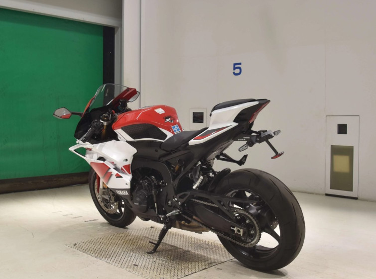 Мотоцикл Yamaha YZF-R9 з пробігом 2076 km