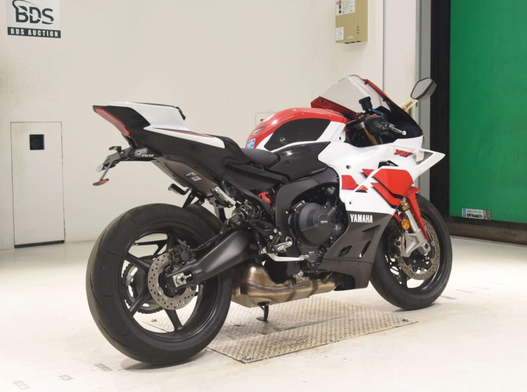 Мотоцикл Yamaha YZF-R9 з пробігом 2076 km