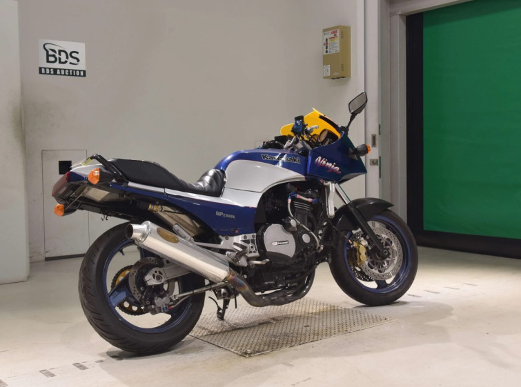 Мотоцикл Kawasaki GPZ900R с пробегом 44938 km