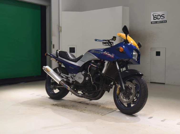 Мотоцикл Kawasaki GPZ900R с пробегом 44938 km
