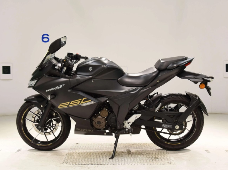 Мотоцикл Suzuki GIXXER SF250 з пробігом 8672 km