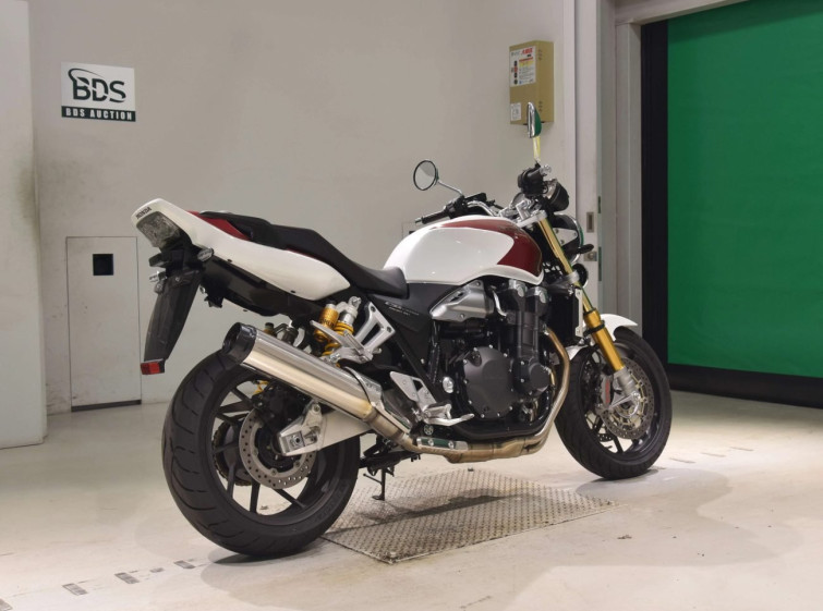 Мотоцикл Honda CB1300SF з пробігом 2170 km