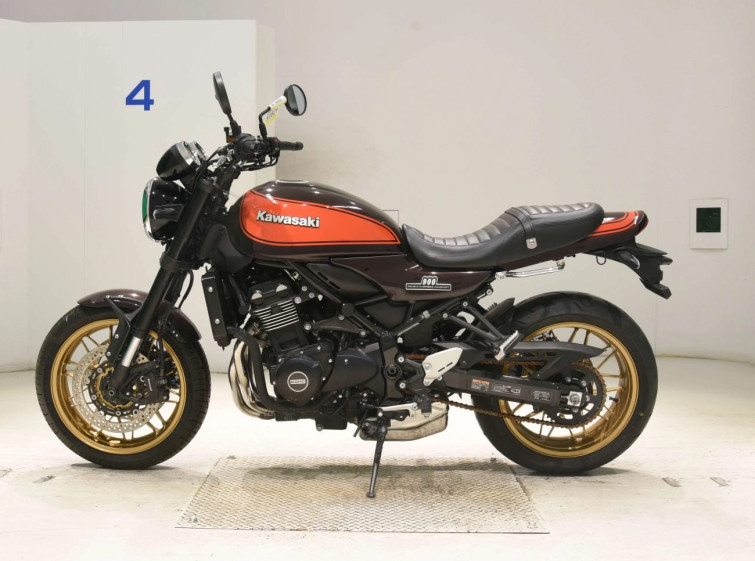 Мотоцикл Kawasaki Z900RS з пробігом 7294 km