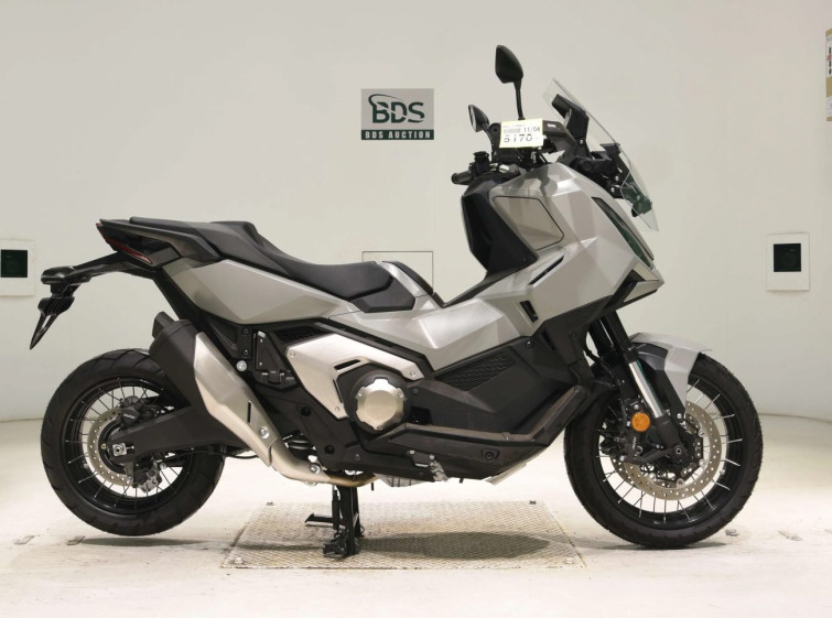 Мотоцикл Honda X-ADV750-2 с пробегом 35 km