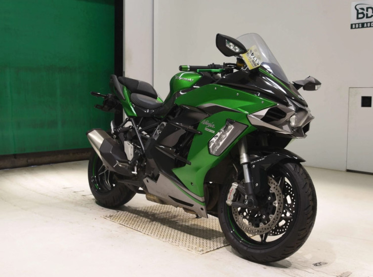 Мотоцикл Kawasaki NINJA H2 SX SE + с пробегом 20109 km