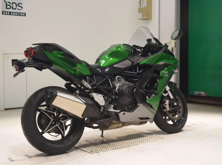 Мотоцикл Kawasaki NINJA H2 SX SE + с пробегом 20109 km