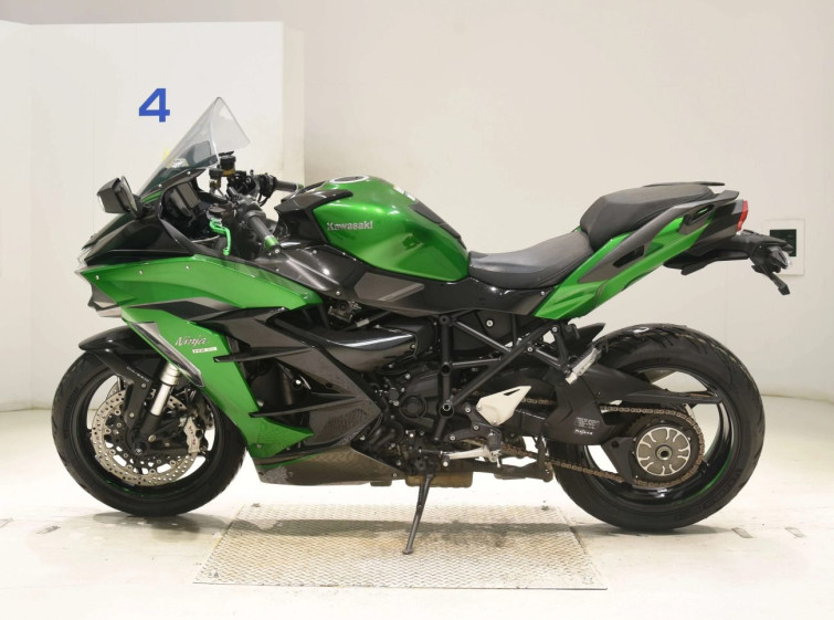 Мотоцикл Kawasaki NINJA H2 SX SE + с пробегом 20109 km