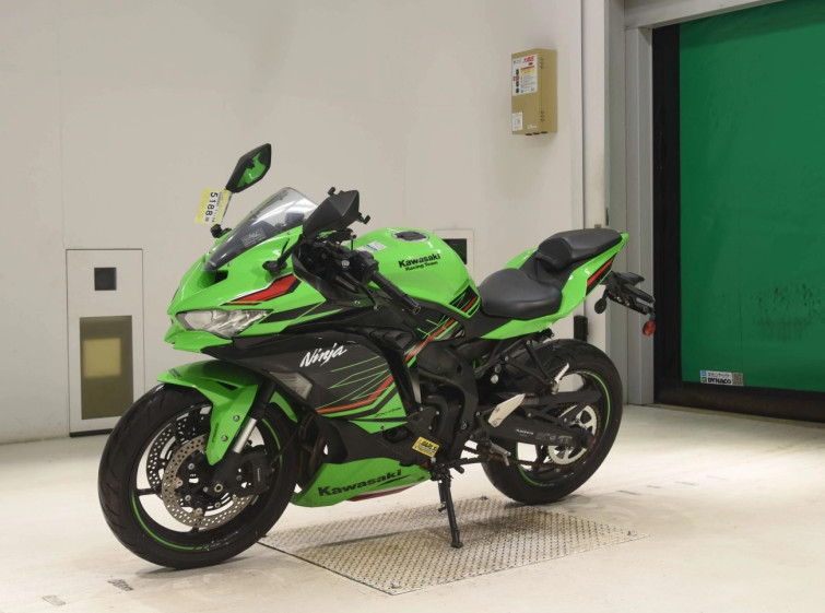 Мотоцикл Kawasaki ZX-4RR з пробігом 5190 km