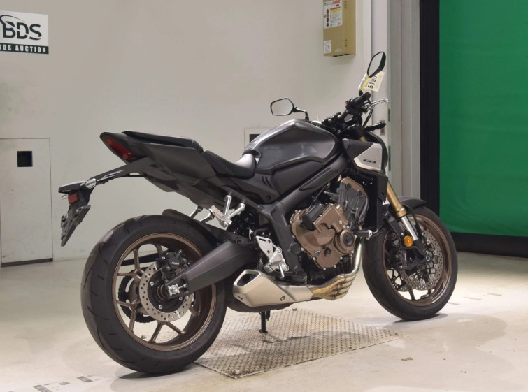 Мотоцикл Honda CB650R-2E CLUTCH с пробегом 4867 km