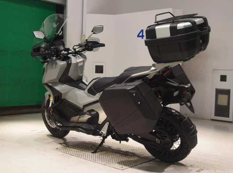 Мотоцикл Honda X-ADV750-2 с пробегом 81014 km