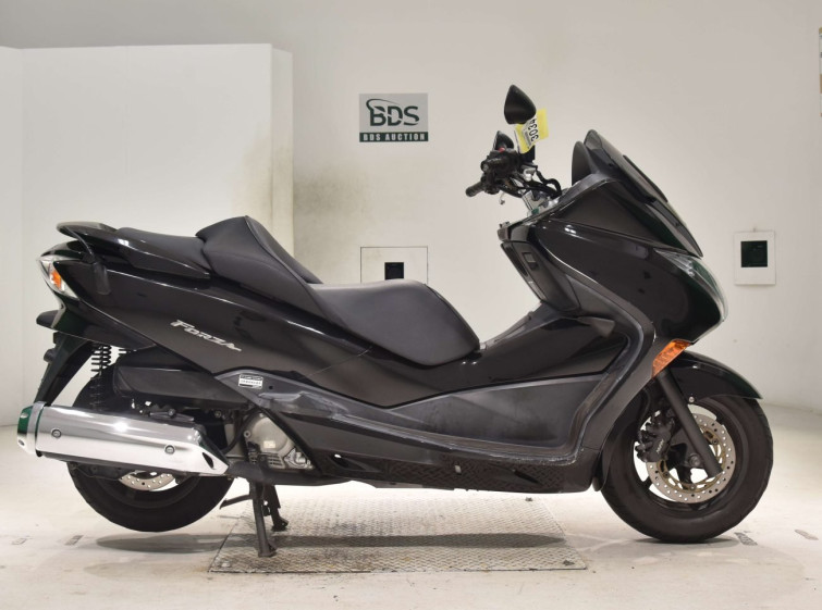 Мотоцикл Honda FORZA Z з пробігом 48083 km