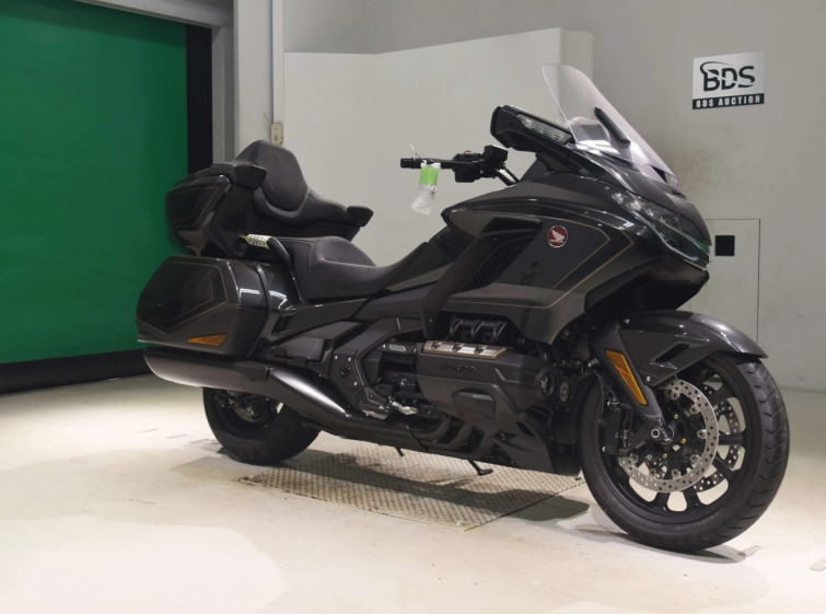 Мотоцикл Honda GL1800 TOUR D с пробегом 122 km
