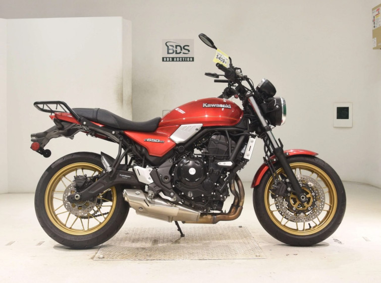 Мотоцикл Kawasaki Z650RS з пробігом 2724 km