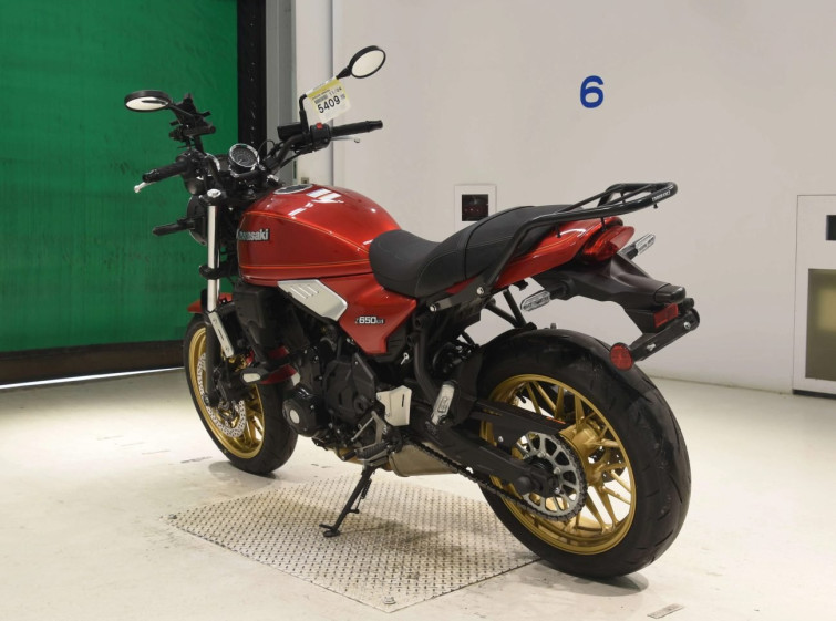 Мотоцикл Kawasaki Z650RS з пробігом 2724 km