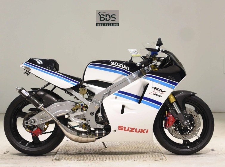 Мотоцикл Suzuki RGV250 з пробігом 32039 km