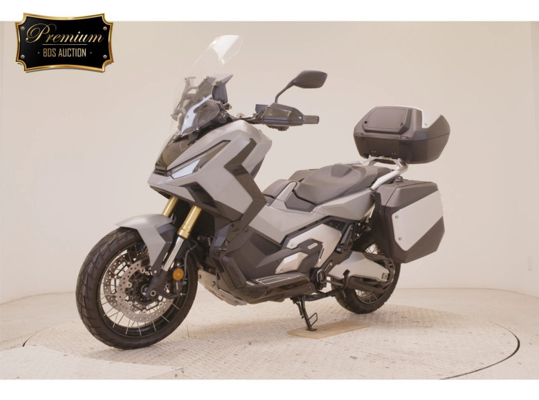 Мотоцикл Honda X-ADV750-2 с пробегом 5662 km