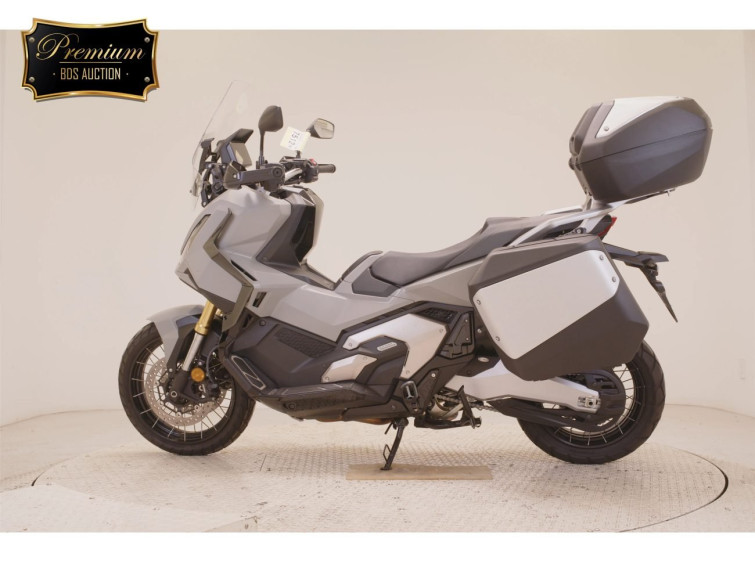 Мотоцикл Honda X-ADV750-2 с пробегом 5662 km
