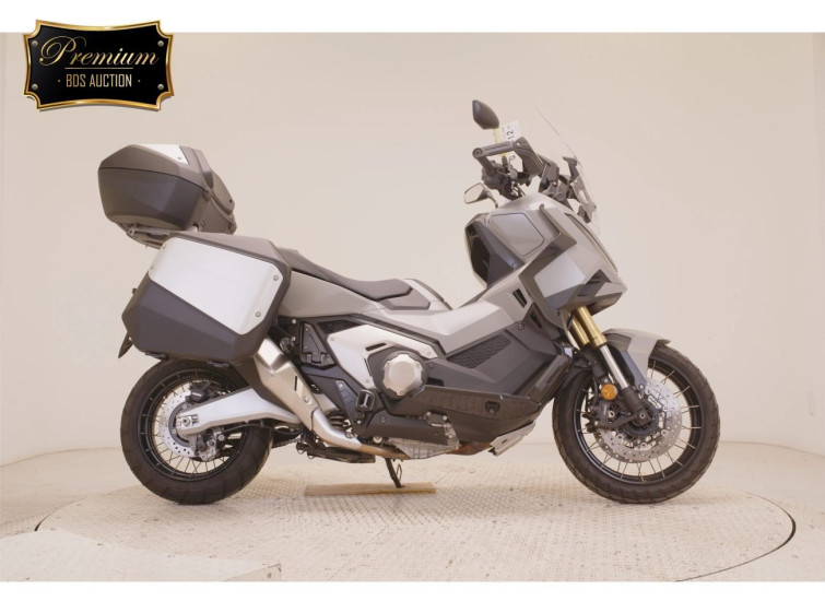 Мотоцикл Honda X-ADV750-2 с пробегом 5662 km