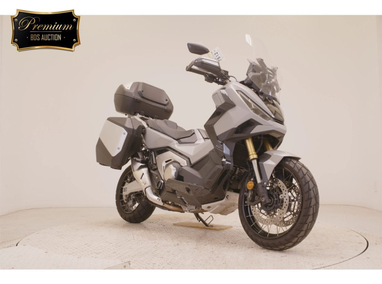 Мотоцикл Honda X-ADV750-2 с пробегом 5662 km
