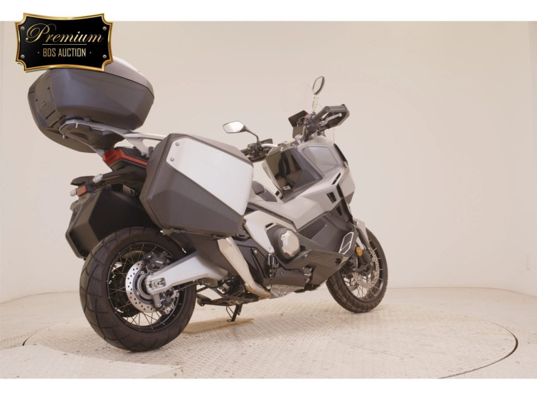 Мотоцикл Honda X-ADV750-2 с пробегом 5662 km
