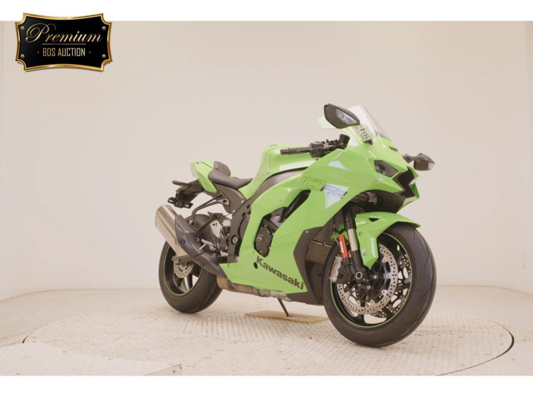 Мотоцикл Kawasaki ZX-10RR с пробегом 3375 km