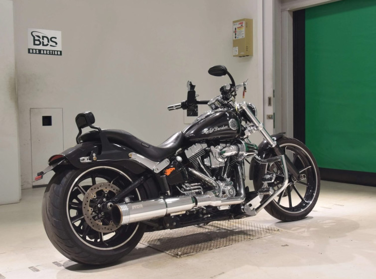 Мотоцикл HD BREAKOUT FXSB1690 с пробегом 19197 km