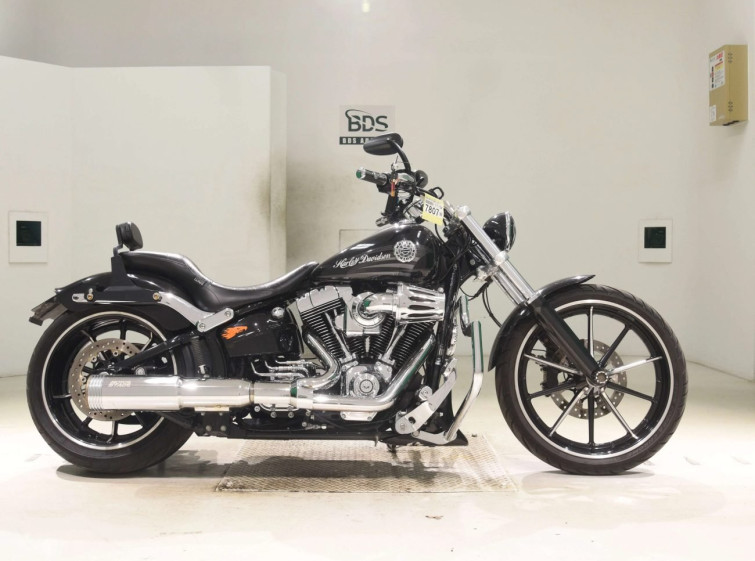 Мотоцикл HD BREAKOUT FXSB1690 с пробегом 19197 km
