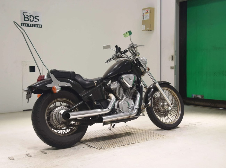 Мотоцикл Honda STEED400