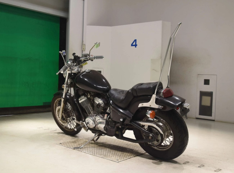 Мотоцикл Honda STEED400