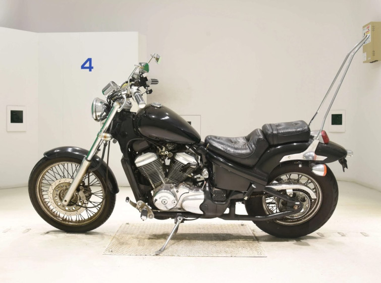 Мотоцикл Honda STEED400