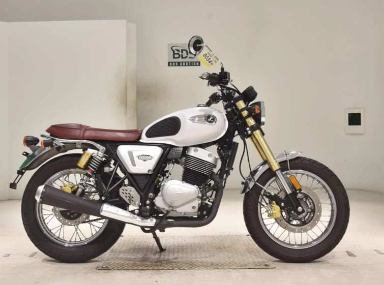 Мотоцикл GPX LEGEND 250 TWIN з пробігом 5753 km