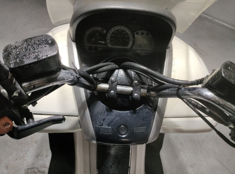 Мотоцикл Yamaha MAJESTY250 с пробегом 18818 km