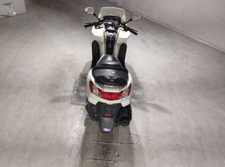 Мотоцикл Yamaha MAJESTY250 с пробегом 18818 km