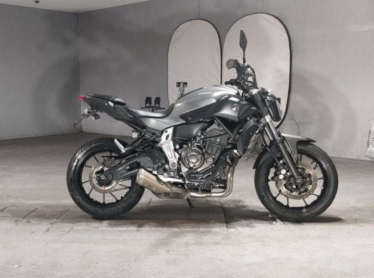 Мотоцикл Yamaha MT-07 с пробегом 13245 km