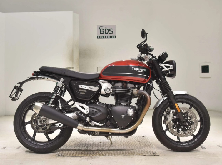 Мотоцикл Triumph SPEED TWIN с пробегом 14144 km