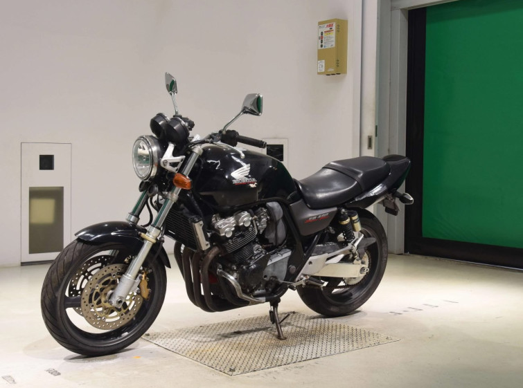 Мотоцикл Honda CB400SFV с пробегом 6979 km