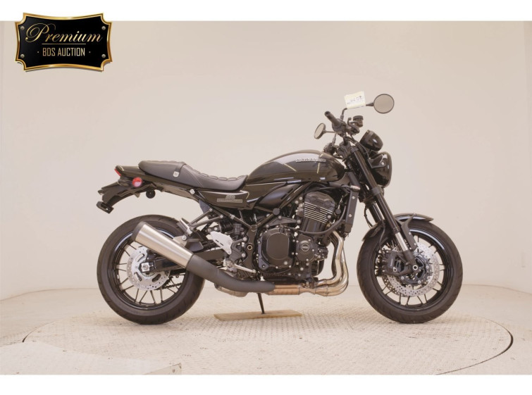 Мотоцикл Kawasaki Z900RS с пробегом 143 km