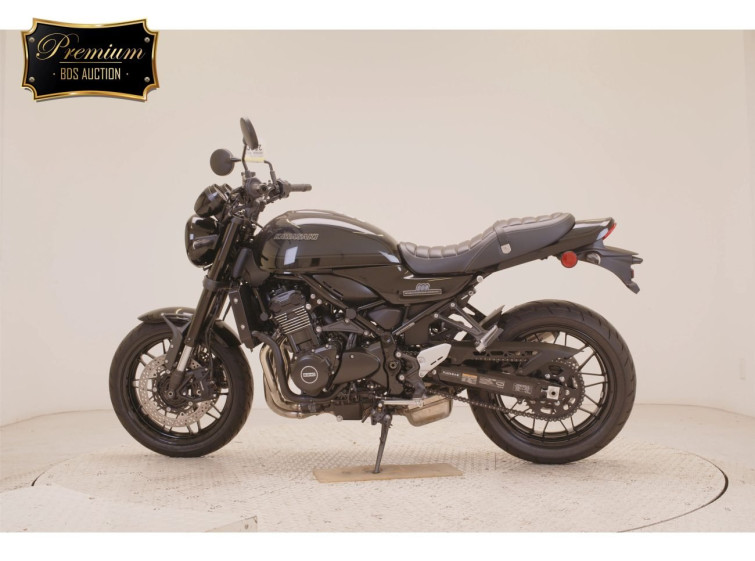 Мотоцикл Kawasaki Z900RS с пробегом 143 km